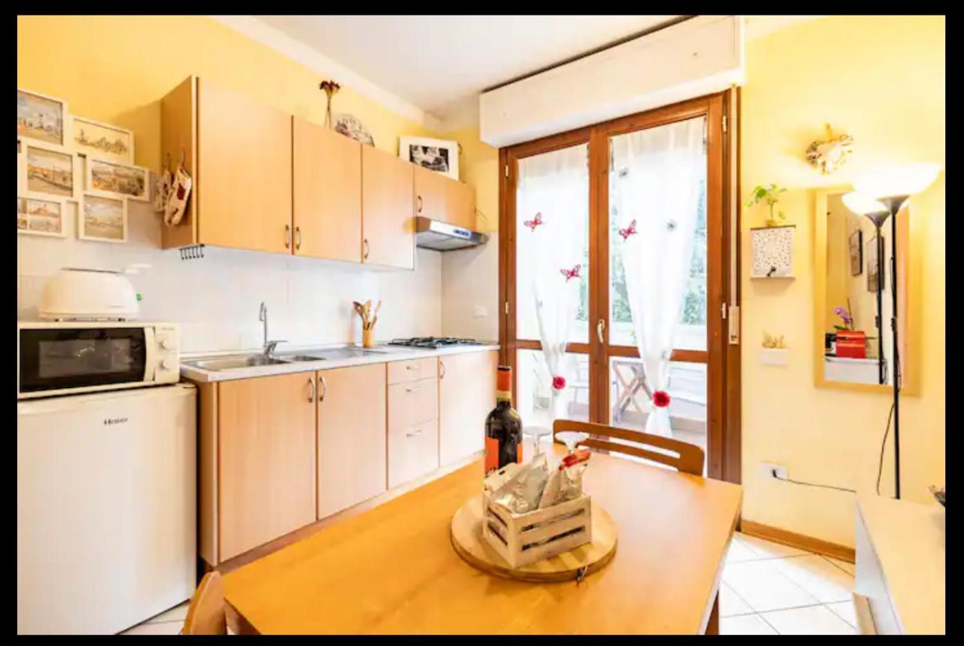 Palazzo Wanny Free Parking & Terrace Apartment Florence